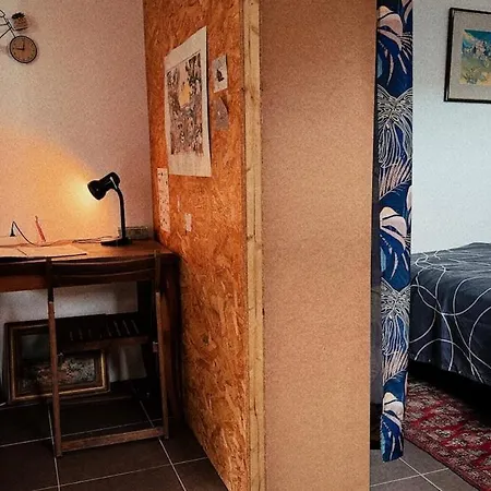 Climatisé Véranda Jardin Privé Сasa de vacaciones
